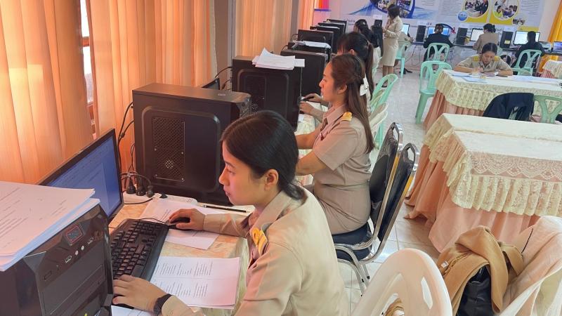 3. ข้าร่วมโครงการประชุมปฏิบัติการบรรณาธิการต้นฉบับแบบทดสอบวัดผลสัมฤทธิ์ปลายภาคเรียนรายวิชาเลือกเสรี หลักสูตรการศึกษานอกระบบระดับการศึกษาขั้นพื้นฐาน พุทธศักราช 2551 ภาคเรียนที่ 2 ปีการศึกษา 2567