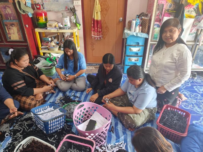 27. การเรียนรู้กลุ่มอาชีพระยะสั้น กลุ่มประชาชน ตำบลเพชรชมภู 