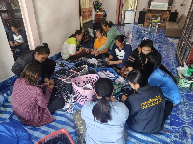 33. การเรียนรู้กลุ่มอาชีพระยะสั้น กลุ่มประชาชน ตำบลเพชรชมภู 