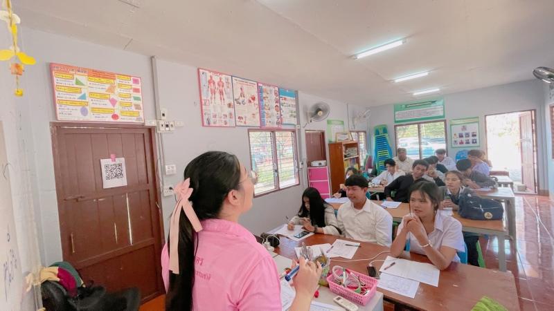 2. พบกลุ่มนักศึกษาตำบลเพชรชมภู เรียนรู้วิชาภาษาอังกฤษ เกมการศึกษา วันที่ 4 กุมภาพันธ์ 2568