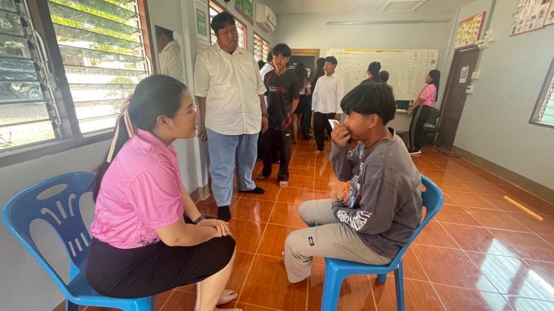 9. พบกลุ่มนักศึกษาตำบลเพชรชมภู เรียนรู้วิชาภาษาอังกฤษ เกมการศึกษา วันที่ 4 กุมภาพันธ์ 2568