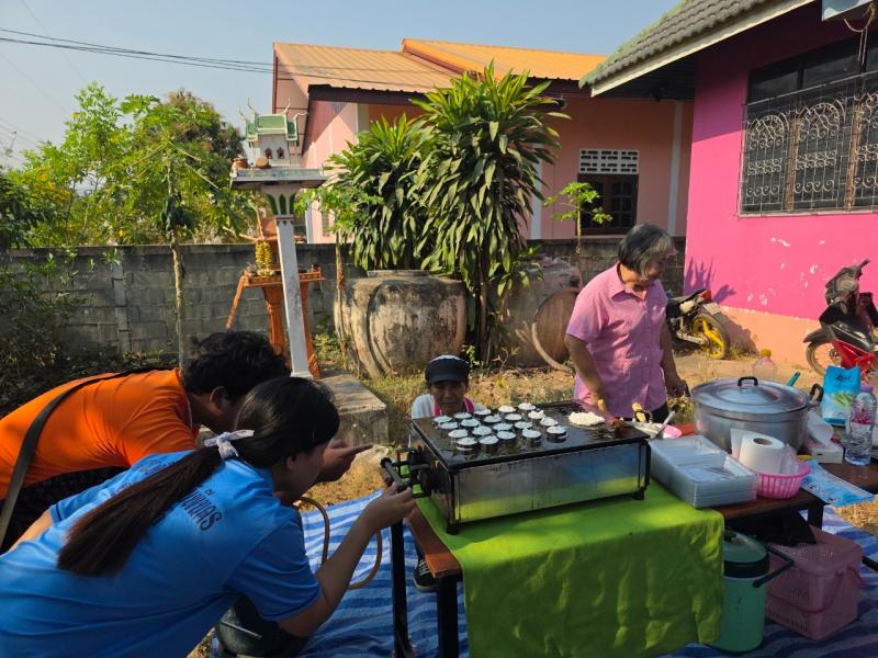 3. โครงการศูนย์ฝึกอาชีพชุมชน เพื่อพัฒนาคุณภาพชีวิต กิจกรรมการเรียนรู้เพื่อพัฒนาตนเอง สอนทำขนมบ้าบิ่นในหมู่ 5 วันที่ 14 กุมภาพันธ์ 2568