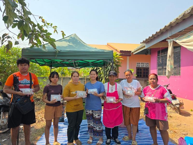 13. โครงการศูนย์ฝึกอาชีพชุมชน เพื่อพัฒนาคุณภาพชีวิต กิจกรรมการเรียนรู้เพื่อพัฒนาตนเอง สอนทำขนมบ้าบิ่นในหมู่ 5 วันที่ 14 กุมภาพันธ์ 2568