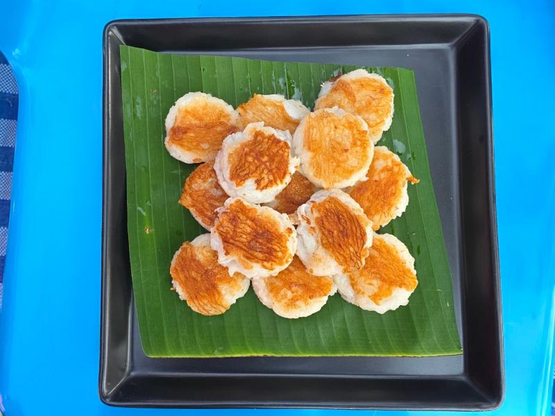 20. โครงการศูนย์ฝึกอาชีพชุมชน เพื่อพัฒนาคุณภาพชีวิต กิจกรรมการเรียนรู้เพื่อพัฒนาตนเอง สอนทำขนมบ้าบิ่นในหมู่ 5 วันที่ 14 กุมภาพันธ์ 2568