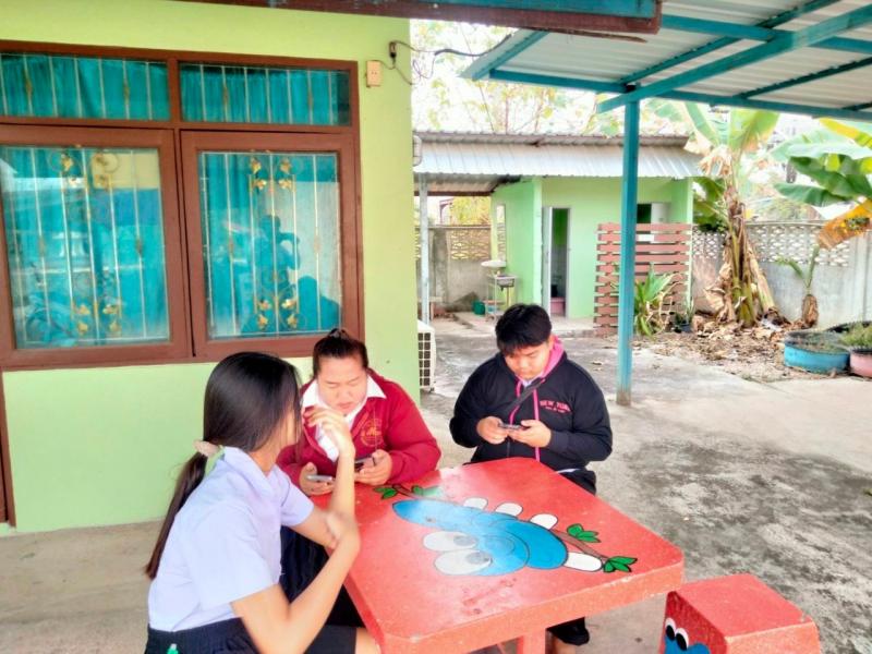 4. พบกลุ่มนักศึกษาตำบลลานดอกไม้ตก เพื่อประเมินวัดผลสัมฤทธิ์กลางภาค วันที่ 20 กุมภาพันธ์ 2568