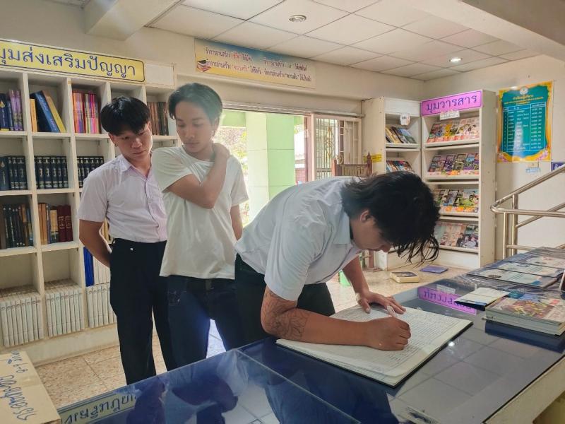 12. นักศึกษาทำ กพช. และดำเนินกิจกรรมคุณธรรม จริยธรรม และคุณลักษณะอันพึงประสงค์ วันที่ 10 มีนาคม 2568