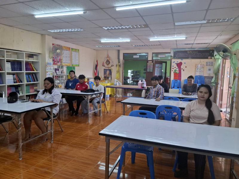 13. พบกลุ่มนักศึกษา เปิดภาคเรียนที่ 1 ปีการศึกษา 2568 วันที่ 16 พฤษภาคม 2568