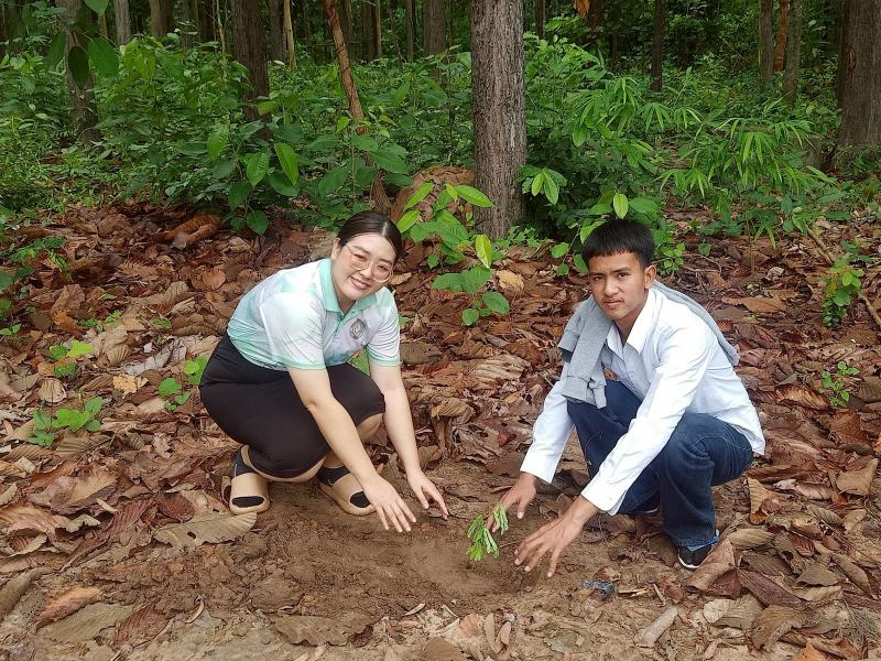 3. ร่วมกันปลูกต้นไม้ เนื่องในวันต้นไม้แห่งชาติ 11 พฤษภาคม 2568 