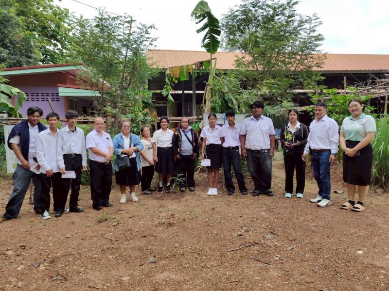 5. ร่วมกันปลูกต้นไม้ เนื่องในวันต้นไม้แห่งชาติ 11 พฤษภาคม 2568