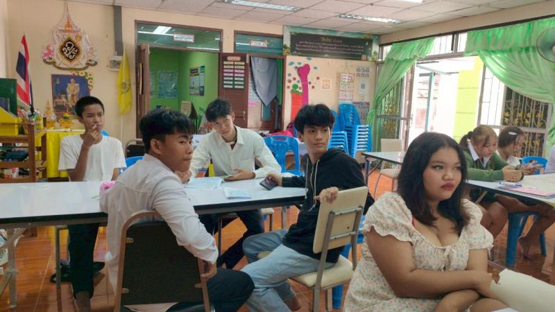 17. พบกลุ่มนักศึกษาลานดอกไม้ตก เพื่อเรียนรู้เกี่ยวกับเรื่องโทษ พิษภัยของบุหรี่ไฟฟ้า วันที่ 30 พฤษภาคม 2568