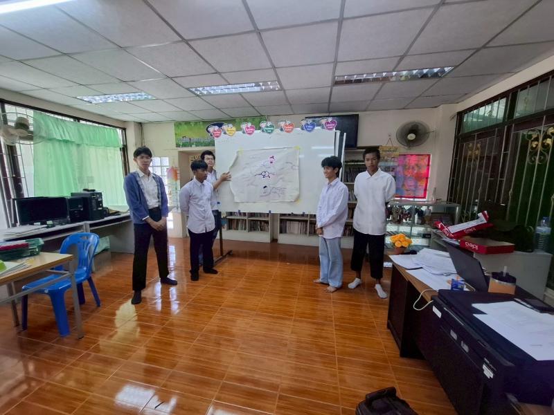 9. นักศึกษาเข้ราวมปลูกป่ากับ อบต.เพชรชมภู  ณ วัดเขาน้ำตกวังชมภู วันที่ 5 มิถุนายน 2568