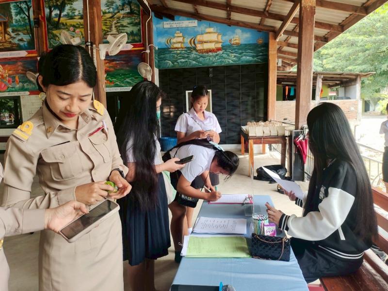 27. ออกพื้นที่สำรวจความต้องการของประชาชนในการอ่านและการเรียนรู้หนังสือ สื่อสิ่งพิมพ์ หรือสื่อดิจิทัล 