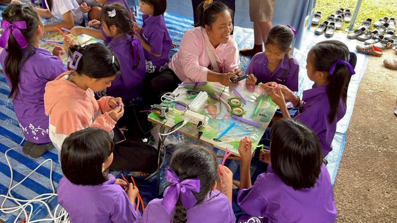 16. กิจกรรมโครงการพัฒนาห้องสมุดเคลื่อนที่ วัดเนินกรวด วันที่ 22 กรกฎาคม 2568