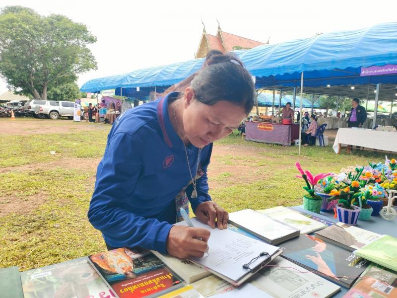 39. กิจกรรมโครงการพัฒนาห้องสมุดเคลื่อนที่ วัดเนินกรวด วันที่ 22 กรกฎาคม 2568