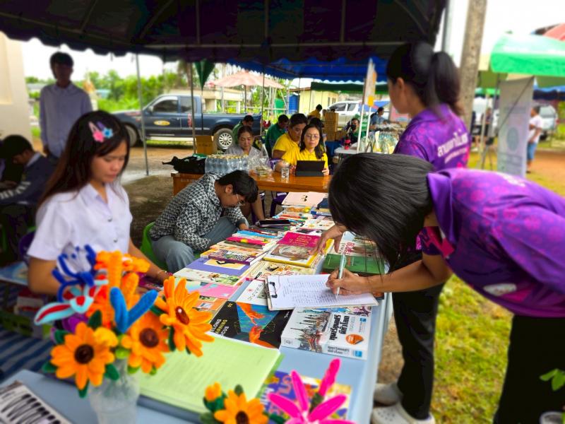 56. กิจกรรมโครงการพัฒนาห้องสมุดเคลื่อนที่ วัดเนินกรวด วันที่ 22 กรกฎาคม 2568