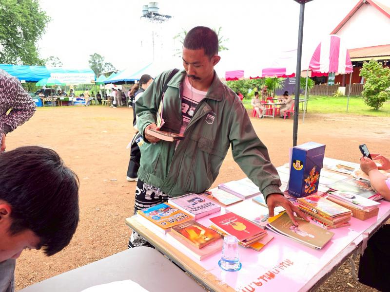 63. กิจกรรมโครงการพัฒนาห้องสมุดเคลื่อนที่ วัดเนินกรวด วันที่ 22 กรกฎาคม 2568