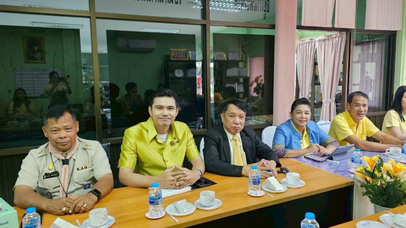 1. เข้าร่วมประชุมรับมอบนโยบายการขับเคลื่อนงานของกรมส่งเสริมการเรียนรู้ ประจำปี พ.ศ. 2568