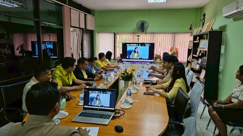 4. เข้าร่วมประชุมรับมอบนโยบายการขับเคลื่อนงานของกรมส่งเสริมการเรียนรู้ ประจำปี พ.ศ. 2568