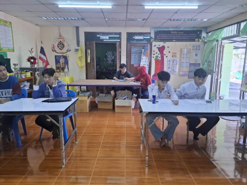6. พบกลุ่มนักศึกษา เพื่อเรียนรู้หลักปรัชญาของเศรษฐกิจพอเพียง ตำบลลานดอกไม้ตก