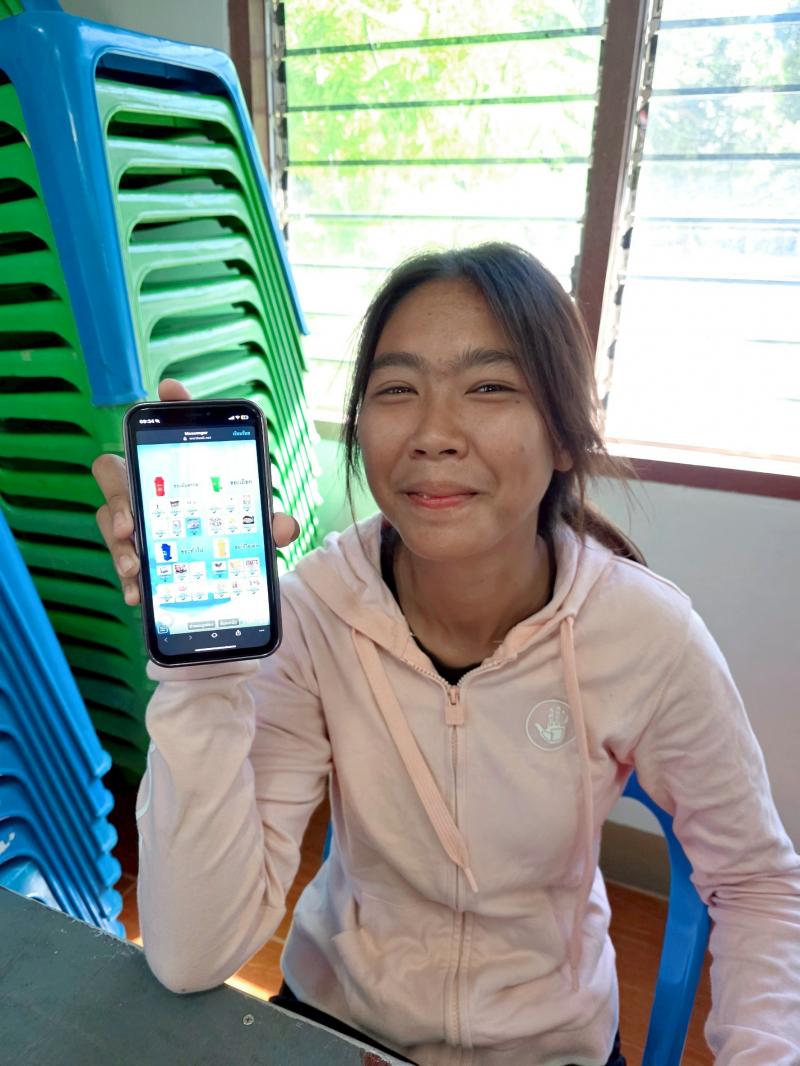 5. พบกลุ่มนักศึกษา ตำบลเพชรชมภู  เพื่อเเรียนรู้หลักปรัชญาของเศรษฐกิจพอเพียง เรียนรู้การถอดบทเรียนการคัดแยกขยะ ตามหลัก 3R 