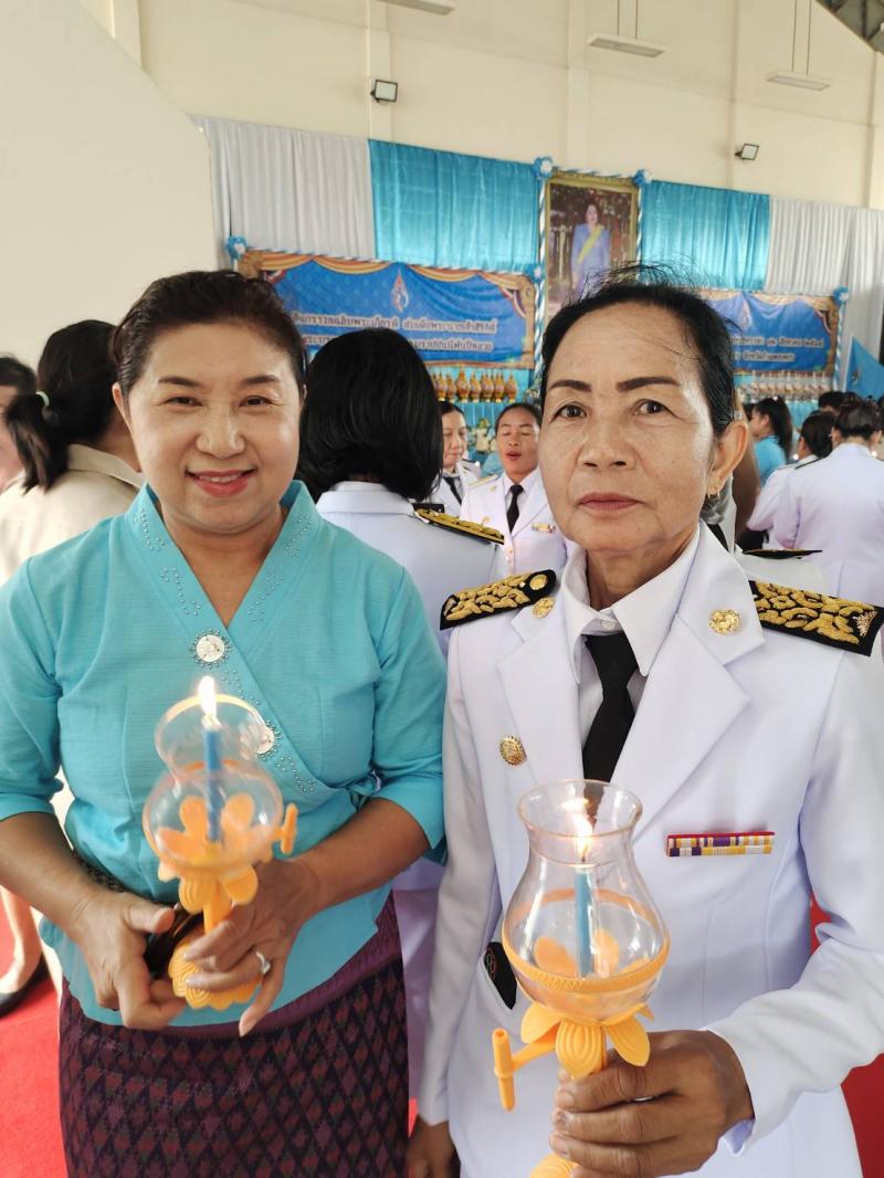 29. ร่วมพิธีถวายเครื่องราชสักการะ วางพานพุ่ม จุดเทียนถวายพระพรชัยมงคล วันแม่แห่งชาติ วันที่ 12 สิงหาคม 2568
