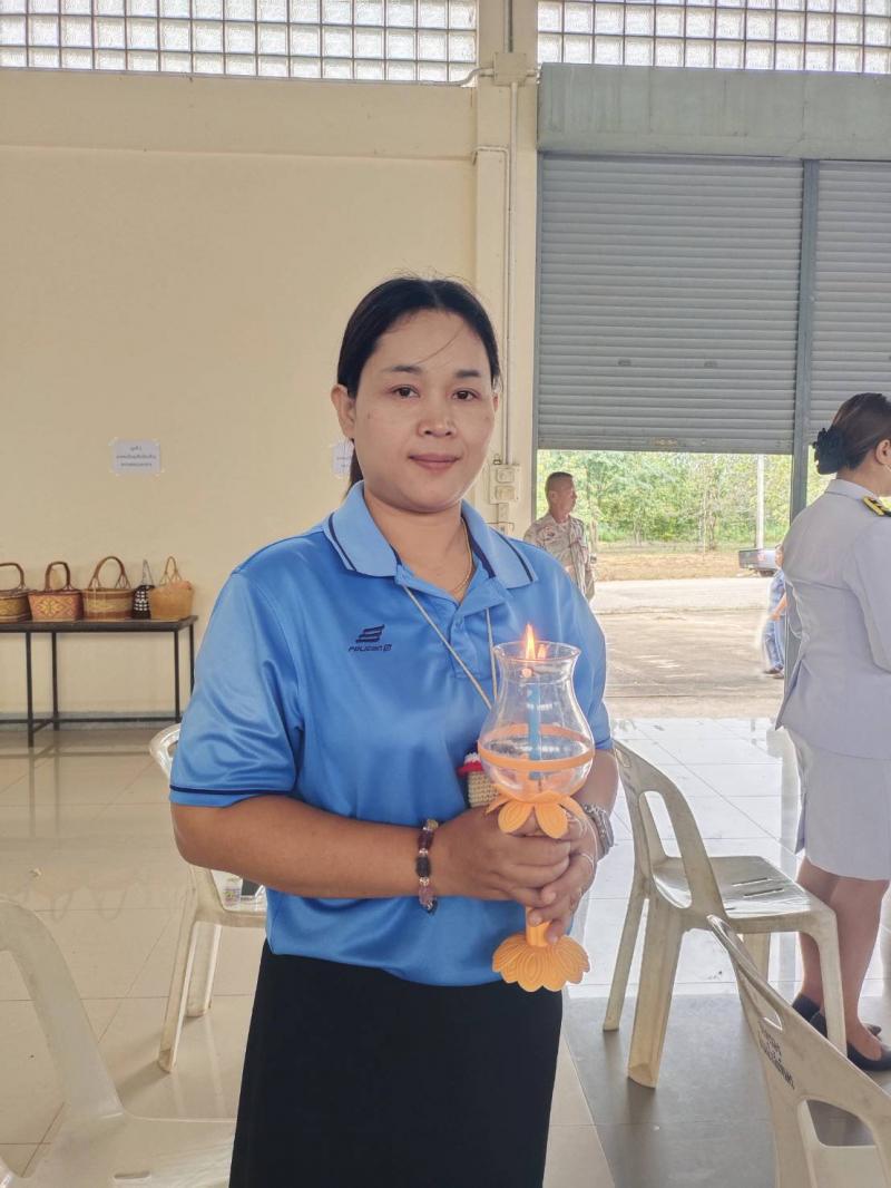 32. ร่วมพิธีถวายเครื่องราชสักการะ วางพานพุ่ม จุดเทียนถวายพระพรชัยมงคล วันแม่แห่งชาติ วันที่ 12 สิงหาคม 2568