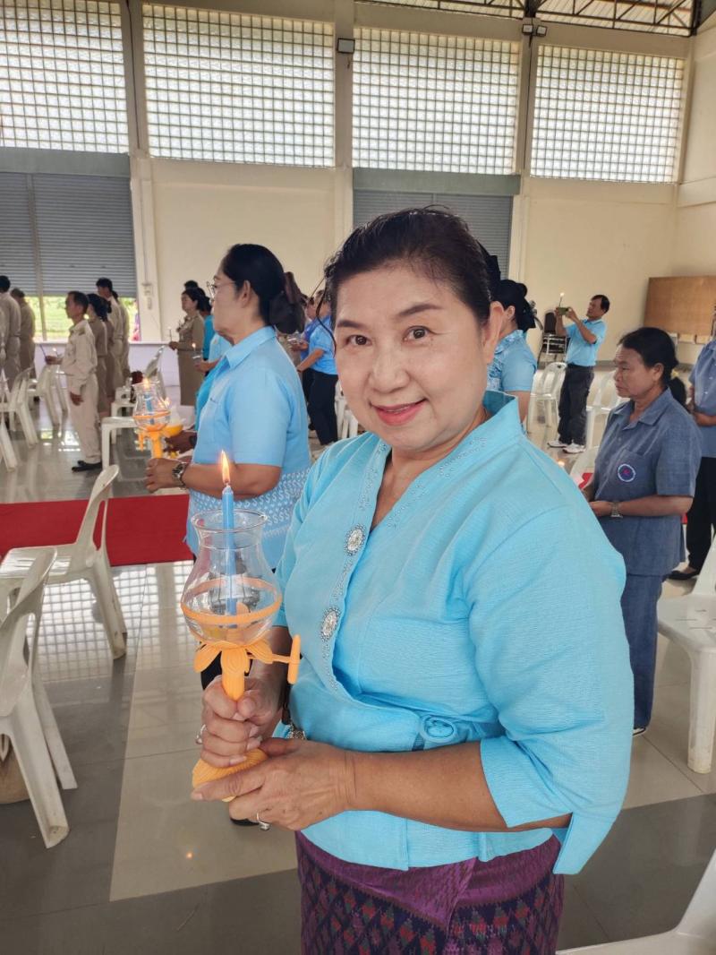 33. ร่วมพิธีถวายเครื่องราชสักการะ วางพานพุ่ม จุดเทียนถวายพระพรชัยมงคล วันแม่แห่งชาติ วันที่ 12 สิงหาคม 2568