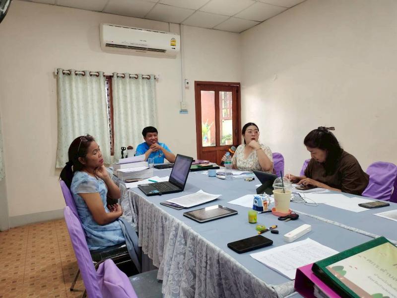 2. การประชุมเพื่อขับเคลื่อนการดำเนินงานศูนย์เรียนรู้ตามหลักปรัญชาของเศรษฐกิจพอเพียงด้านการศึกษา