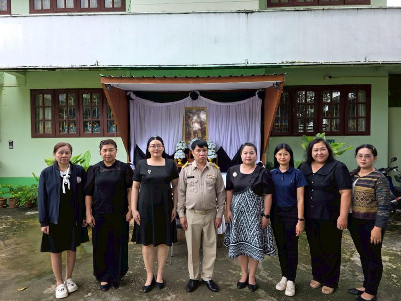 2.  สกร.ระดับอำเภอโกสัมพีนคร และบุคลากร ร่วมลงนามถวายความอาลัยต่อสมเด็จพระนางเจ้าสิริกิติ์ พระบรมราชินีนาถ พระบรมราชชนนีพันปีหลวง