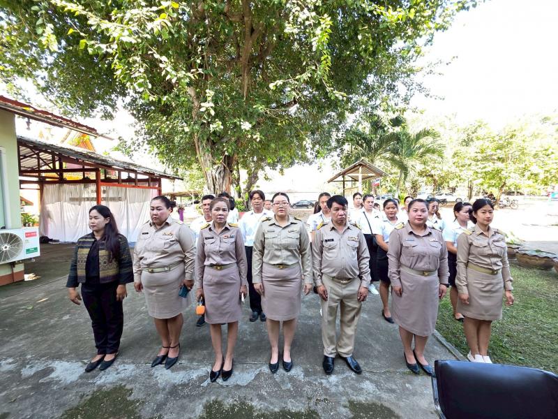 5. เข้าร่วมการประชุมออนไลน์ เพื่อรับฟังการดำเนินงานตามนโยบายกรมส่งเสริมการเรียนรู้  งานจัดการเรียนรู้ตลอดชีวิต