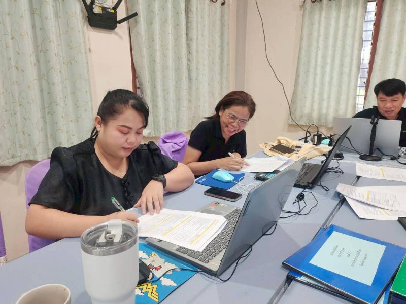 4. เข้าร่วมการประชุมการวางแผนเชิงกลยุทธ์ที่ใช้ประเมิน โดย SWOT วันที่ 14 พฤศจิกายน 2568