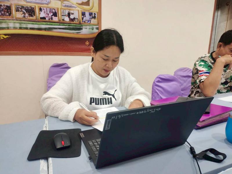 10. เข้าร่วมการประชุมการวางแผนเชิงกลยุทธ์ที่ใช้ประเมิน โดย SWOT วันที่ 14 พฤศจิกายน 2568