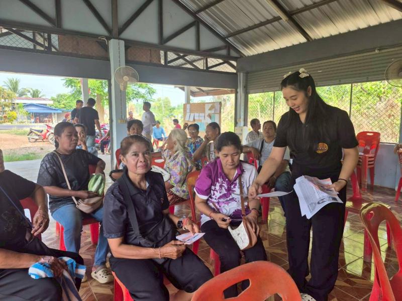 6. เข้าร่วมการประชุมประชาคมหมู่บ้าน บ้านไร่ลำปาง เพื่อประชาสัมพันธ์การรับสมัครนักศึกษา วันที่ 30 เมษายน 2569