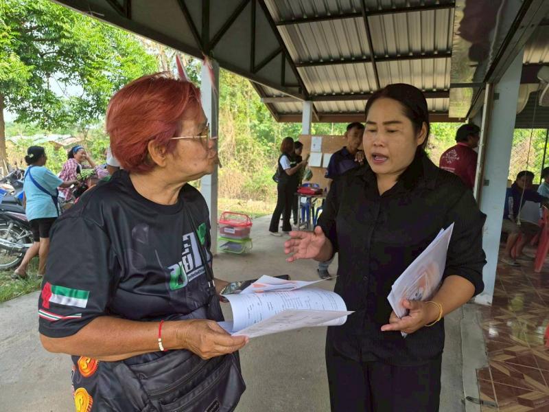 15. เข้าร่วมการประชุมประชาคมหมู่บ้าน บ้านไร่ลำปาง เพื่อประชาสัมพันธ์การรับสมัครนักศึกษา วันที่ 30 เมษายน 2569