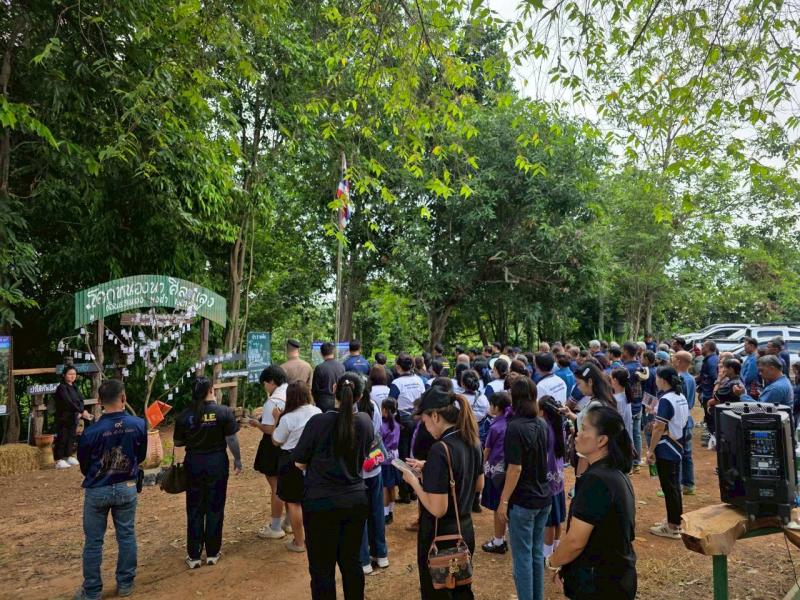 25. การเรียนรู้การพัฒนาคุณภาพชีวิตตามหลักทฤษฎีใหม่ประยุกต์สู่ 