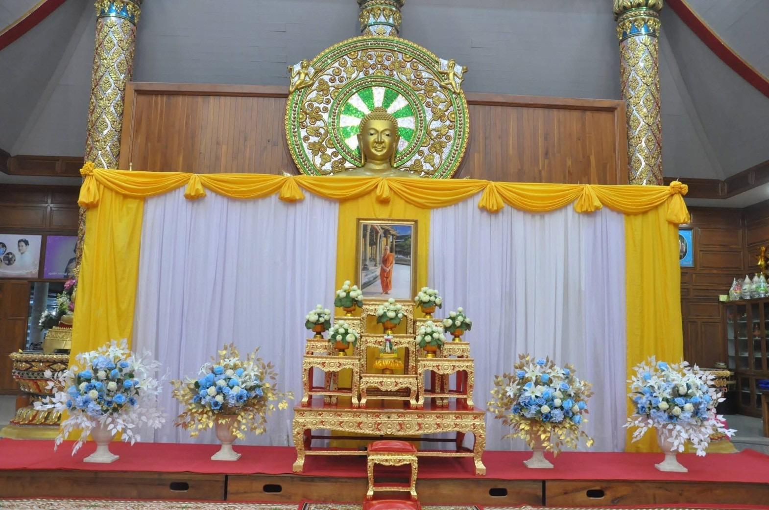 เข้าร่วมพิธีเจริญพระพุทธมนต์ และทำบุญตักบาตรถวายพระกุศล เนื่องในโอกาสฉลองพระชนมายุ 99 พรรษา เข้าร่วมพิธีเจริญพระพุทธมนต์ และทำบุญตักบาตรถวายพระกุศล เนื่องในโอกาสฉลองพระชนมายุ 99 พรรษา