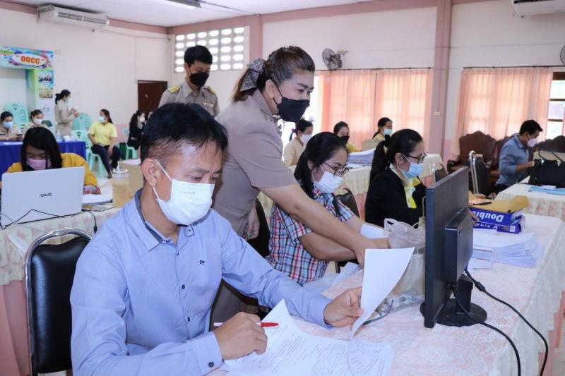 2. เข้าร่วมโครงการประชุมเชิงปฏิบัติการตรวจสอบความถูกต้องการจัดทำข้อมูลผลการเรียนเฉลี่ยและค่าตำแหน่งเปอร์เซ็นต์ไทล์และการตรวจไขว้ (GPAX) ของสถานศึกษา ภาคเรียนที่ 2 ปีการศึกษา 2564 