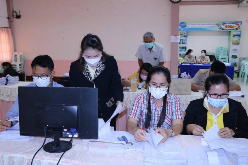 4. เข้าร่วมโครงการประชุมเชิงปฏิบัติการตรวจสอบความถูกต้องการจัดทำข้อมูลผลการเรียนเฉลี่ยและค่าตำแหน่งเปอร์เซ็นต์ไทล์และการตรวจไขว้ (GPAX) ของสถานศึกษา ภาคเรียนที่ 2 ปีการศึกษา 2564 