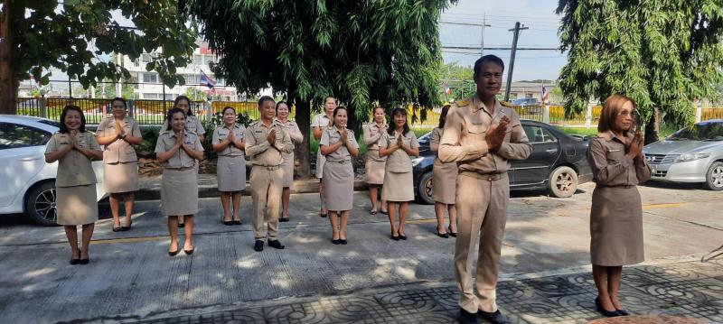 1. สกร.อำเภอขาณุวรลักษบุรี พร้อมใจร่วมกิจกรรมเคารพธงชาติไทย