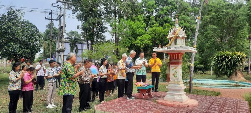 2. งานประเพณีสงกรานต์ ประจำปี ๒๕๖๗ รดน้ำขอพรผู้อาวุโส 