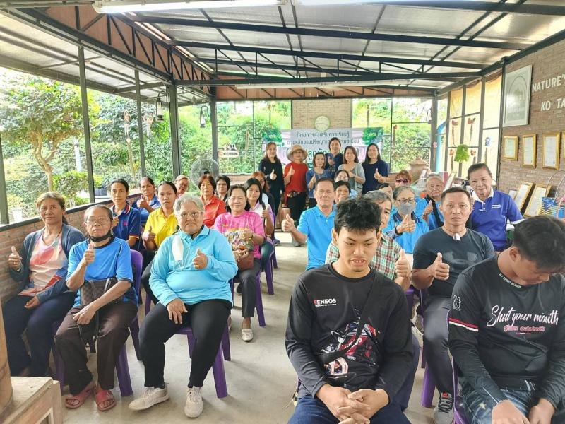 1. โครงการเรียนรูตามหลักปรัชญาของเศรษฐกิจ (การปลูกผักไฮโดรโปรนิกส์)