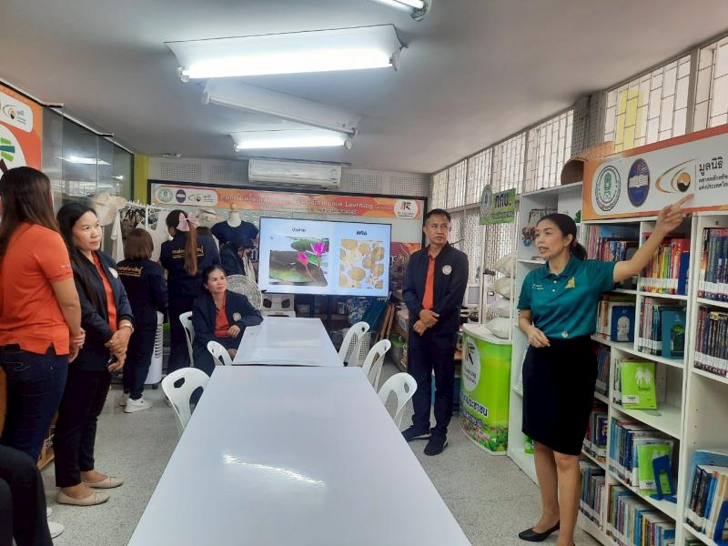 2. โครงการศึกษาดูงานแลกเปลี่ยนเรียนรู้เพื่อพัฒนาและเพิ่มศักยภาพในการปฏิบัติงานของบุคลากร สกร.ระดับอำเภอขาณุวรลักษบุรี 