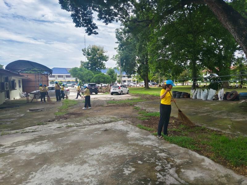 3. ทำกิจกรรมจิตอาสา ทำดีด้วยหัวใจ 5 ส. พัฒนา สกร.ระดับอำเภอขาณุวรลักษบุรี 