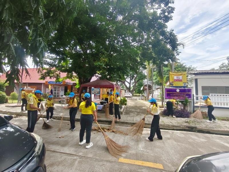 4. ทำกิจกรรมจิตอาสา ทำดีด้วยหัวใจ 5 ส. พัฒนา สกร.ระดับอำเภอขาณุวรลักษบุรี 