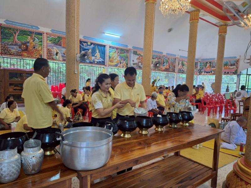 4. เข้าร่วมกิจกรรมทำบุญตักบาตรและรับบริจาคเพื่อช่วยเหลือผู้ด้อยโอกาส ครั้งที่ 7 ประจำปี 2568