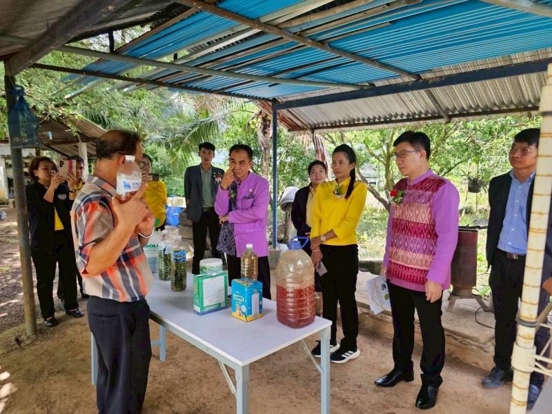 3. เข้าร่วมการประเมินสถานศึกษาพอเพียงเป็นศูนย์การเรียนรู้ตามหลักปรัชญาของเศรษฐกิจพอเพียงด้านการศึกษาของสกร.ระดับอำเภอไทรงาม