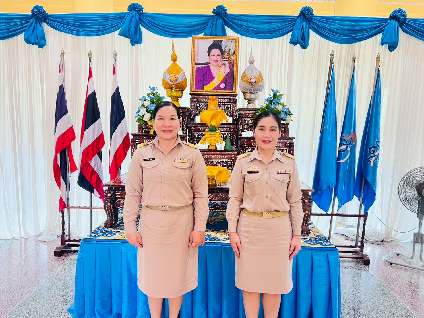 เข้าร่วมพิธีแลกเงินขวัญถุงพระราชทานกองทุนแม่ของแผ่นดิน 