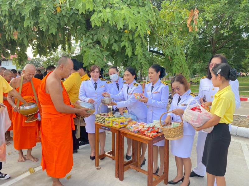 2. เข้าร่วมกิจกรรมน้อมรำลึกในพระมหากรุณาธิคุณ  เนื่องในวันนวมินทรมหาราช วันคล้ายวันสวรรคต พระบาทสมเด็จพระบรมชนกาธิเบศร มหาภูมิพลอดุลยเดชมหาราช บรมนาถบพิตร 