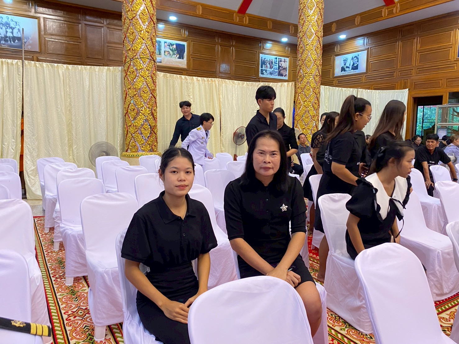 เข้าร่วมในพิธีบำเพ็ญกุศลทักษิณานุประทานอุทิศถวายพระราชกุศล เมื่อเสด็จสวรรคตครบสัตตมวาร (15 วัน) 