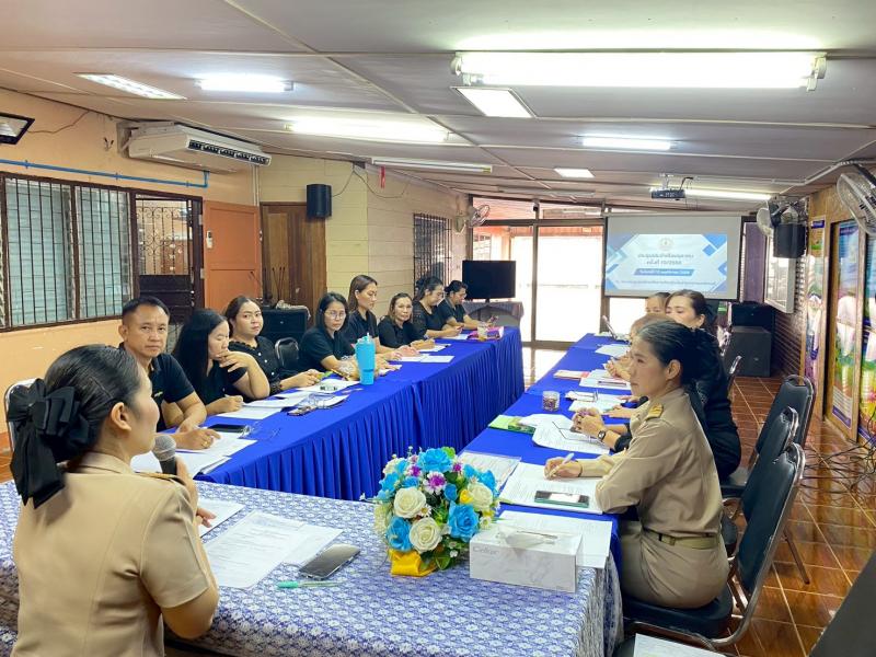 3.  ประชุมประจำเดือน ครู บุคลากร สกร.ระดับอำเภอขาณุวรลักษบุรี ประจำเดือนตุลาคม ประจำปี 2568